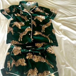 Averie 2 piece lounge set